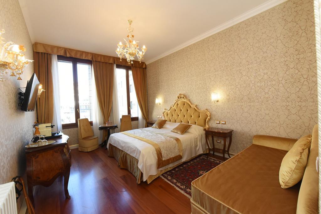 40.17 San Marco Hotell Venedig Exteriör bild