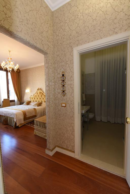 40.17 San Marco Hotell Venedig Exteriör bild