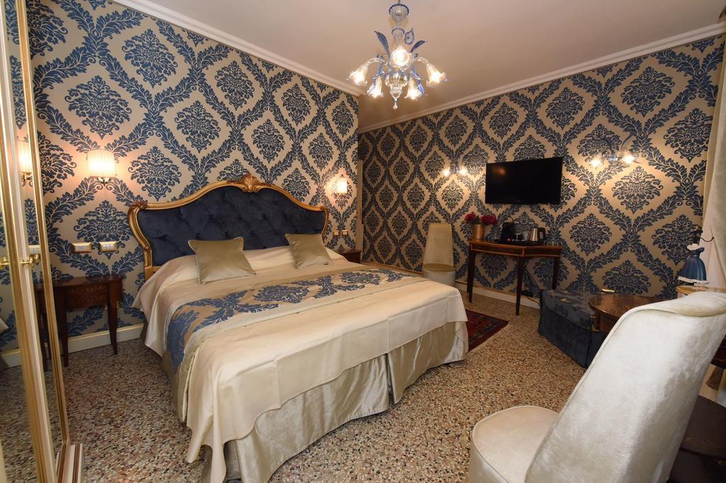 40.17 San Marco Hotell Venedig Exteriör bild